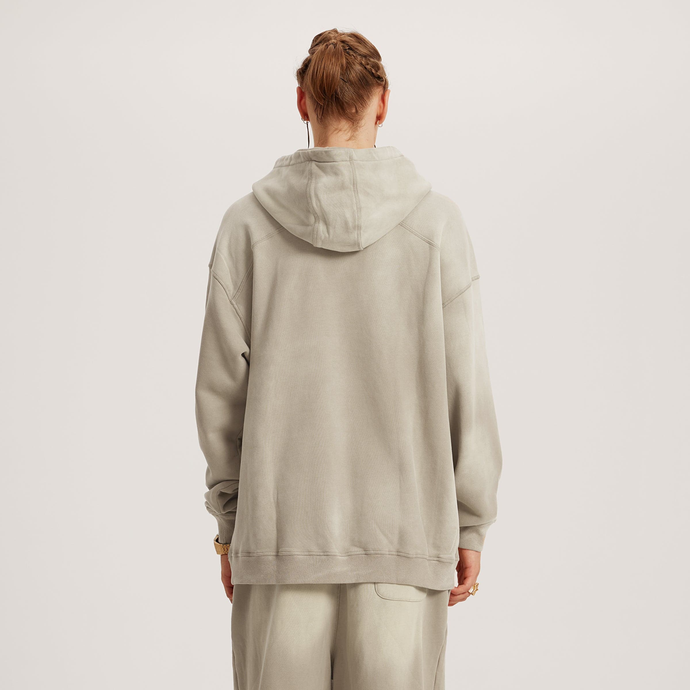 NeoSeraph oversized graphic hoodie male model back fit view in washed khaki